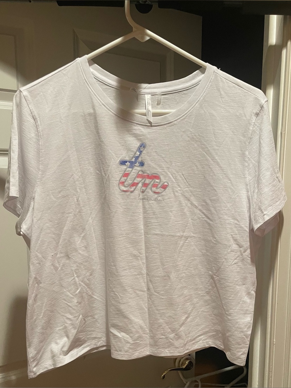 Travis Mathew T-shirt